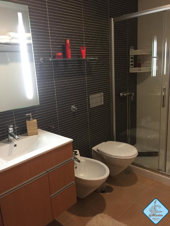At Maries Beach House Peniche 1 Экстерьер фото
