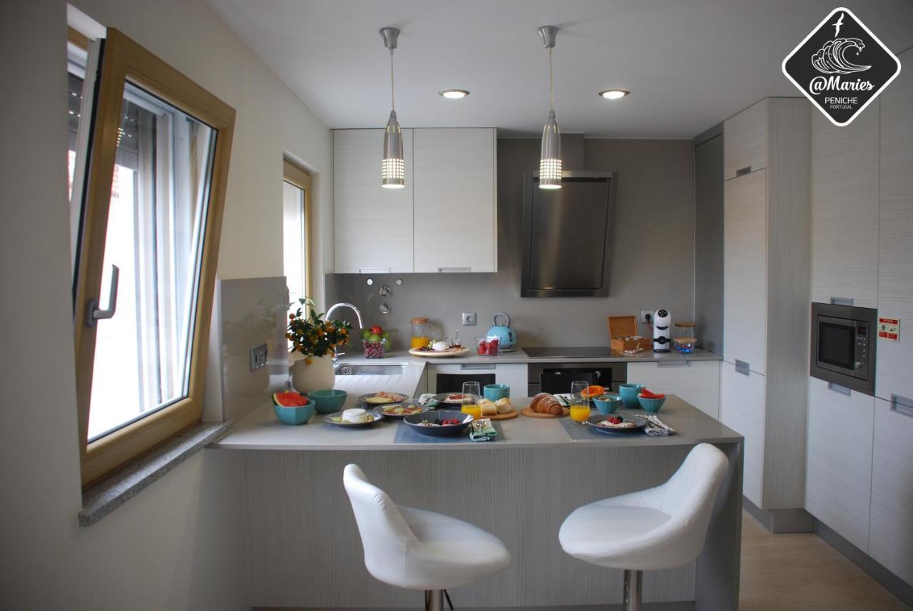 At Maries Beach House Peniche 1 Экстерьер фото