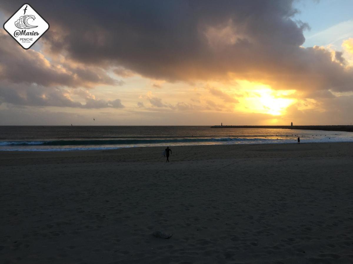 At Maries Beach House Peniche 1 Экстерьер фото